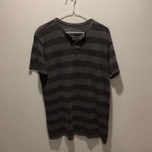 Men’s Henley top. Slightly used, medium